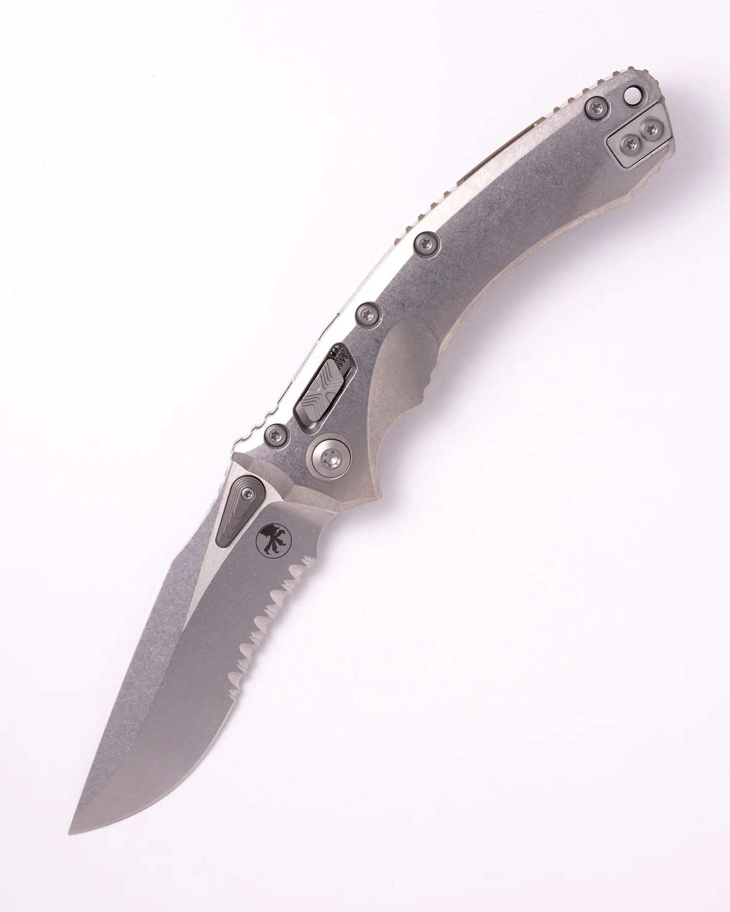 Amphibian® - RAM-LOK™ PARTIAL SERRATED MARFIONE SELECT STONEWASH FINISH STONEWASH FINISH SLAB TITANIUM W/BRONZE TITANIUM ACCENT DOUBLE VAPOR BLAST STAINLESS (137RL-11MS1) - Image 3
