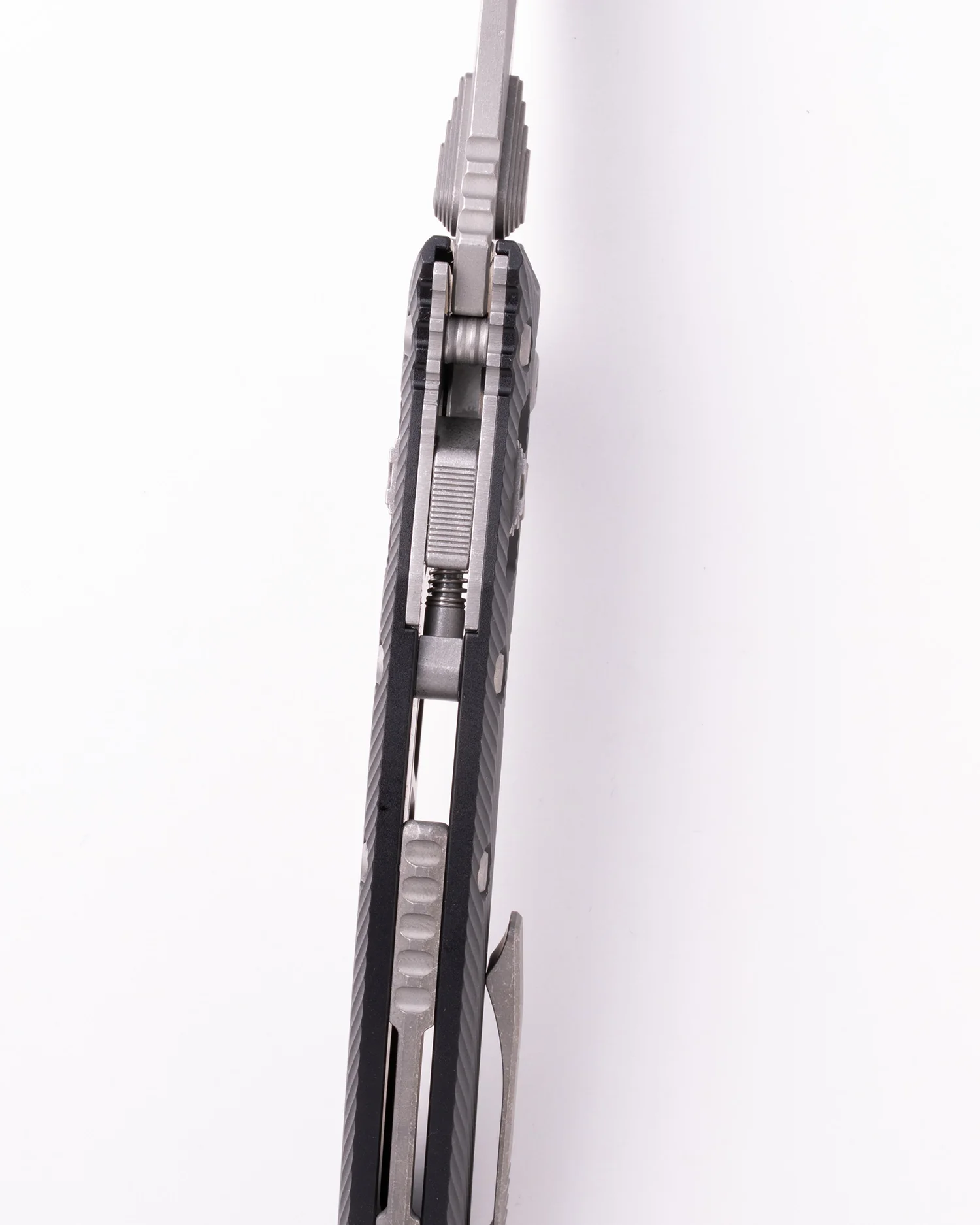 Amphibian® RAM-LOK™ Apocalyptic® Standard Fluted Aluminum (137RL-10APFL) - Image 3