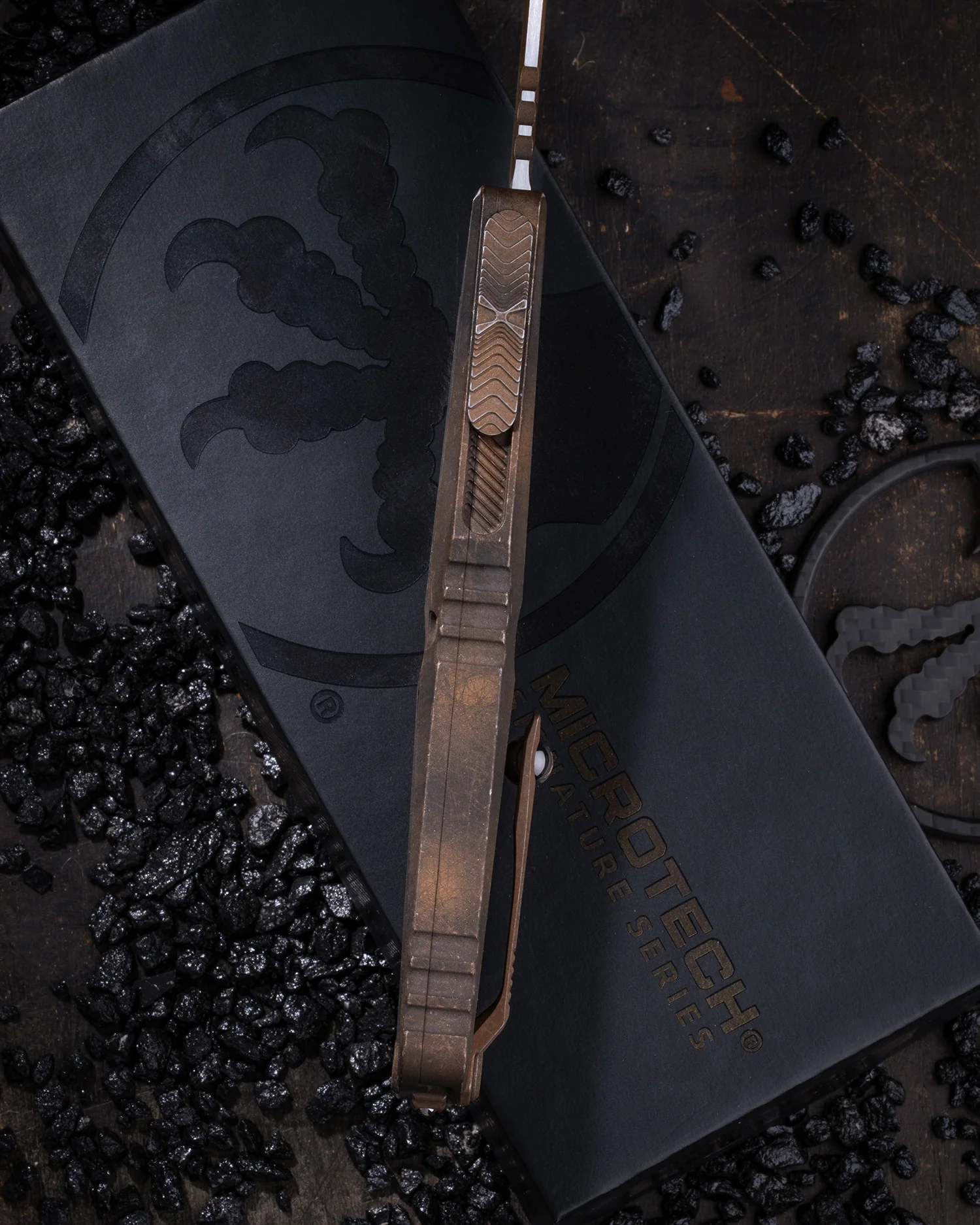 Combat Troodon Bowie Gen III Plague Outbreak Standard (1146-1PLOBS) - Image 3