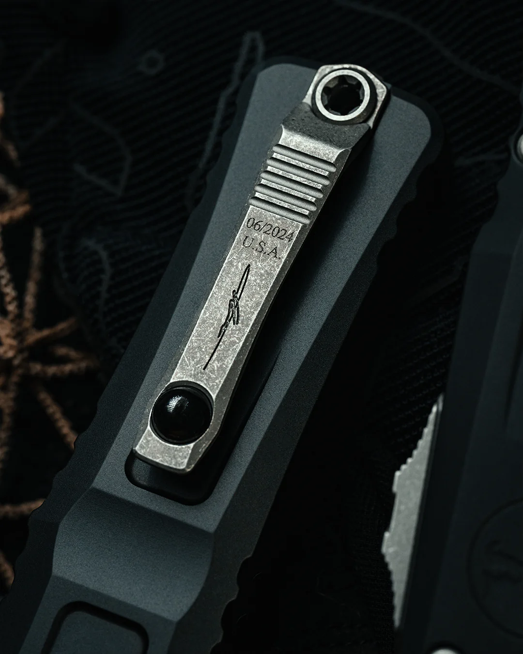 Combat Troodon Interceptor Gen III Apocalyptic Standard Signature Series (1217-10APS) - Image 3