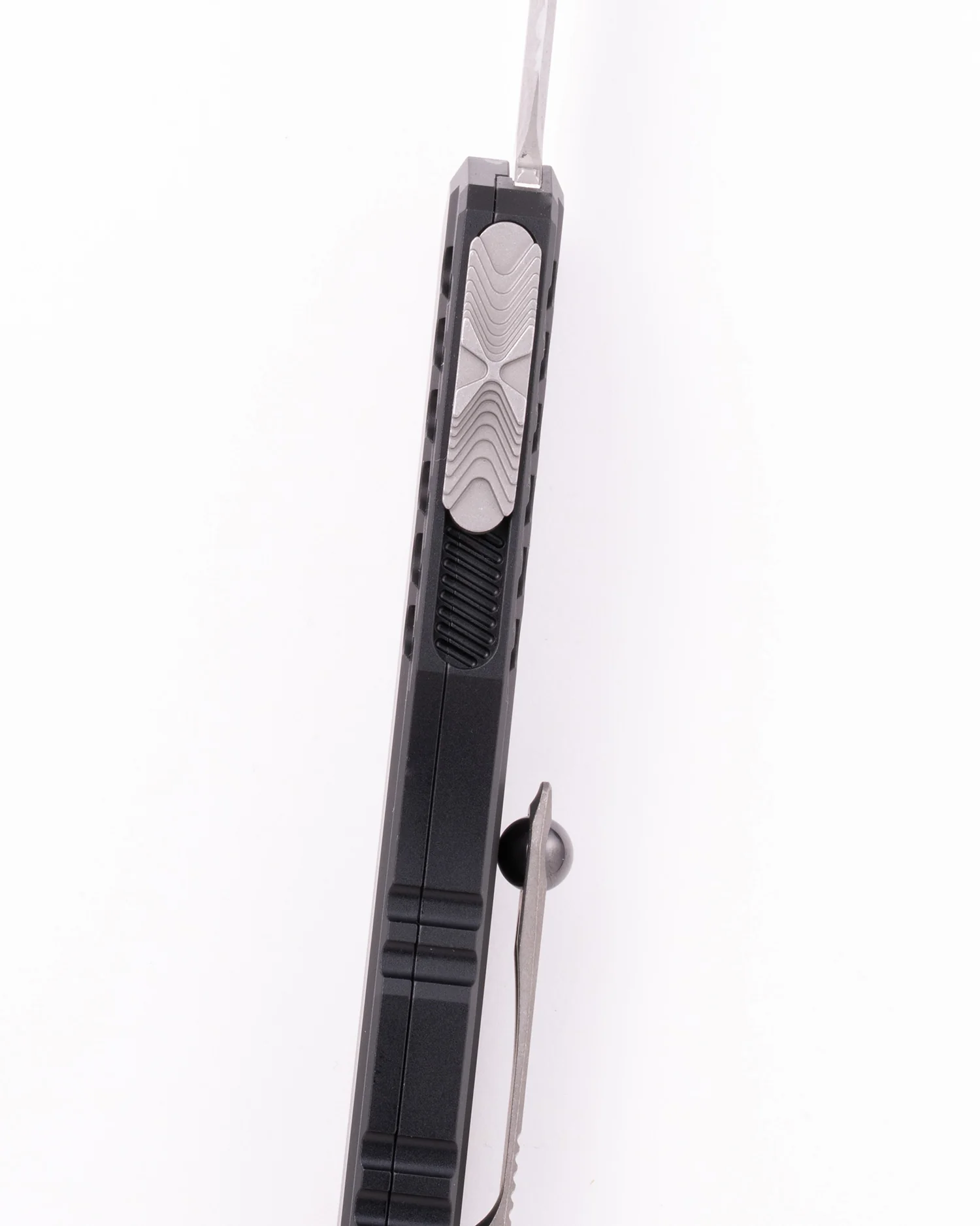 Cypher® II D/E Apocalyptic® Partial Serrated (1242-11AP) - Image 3