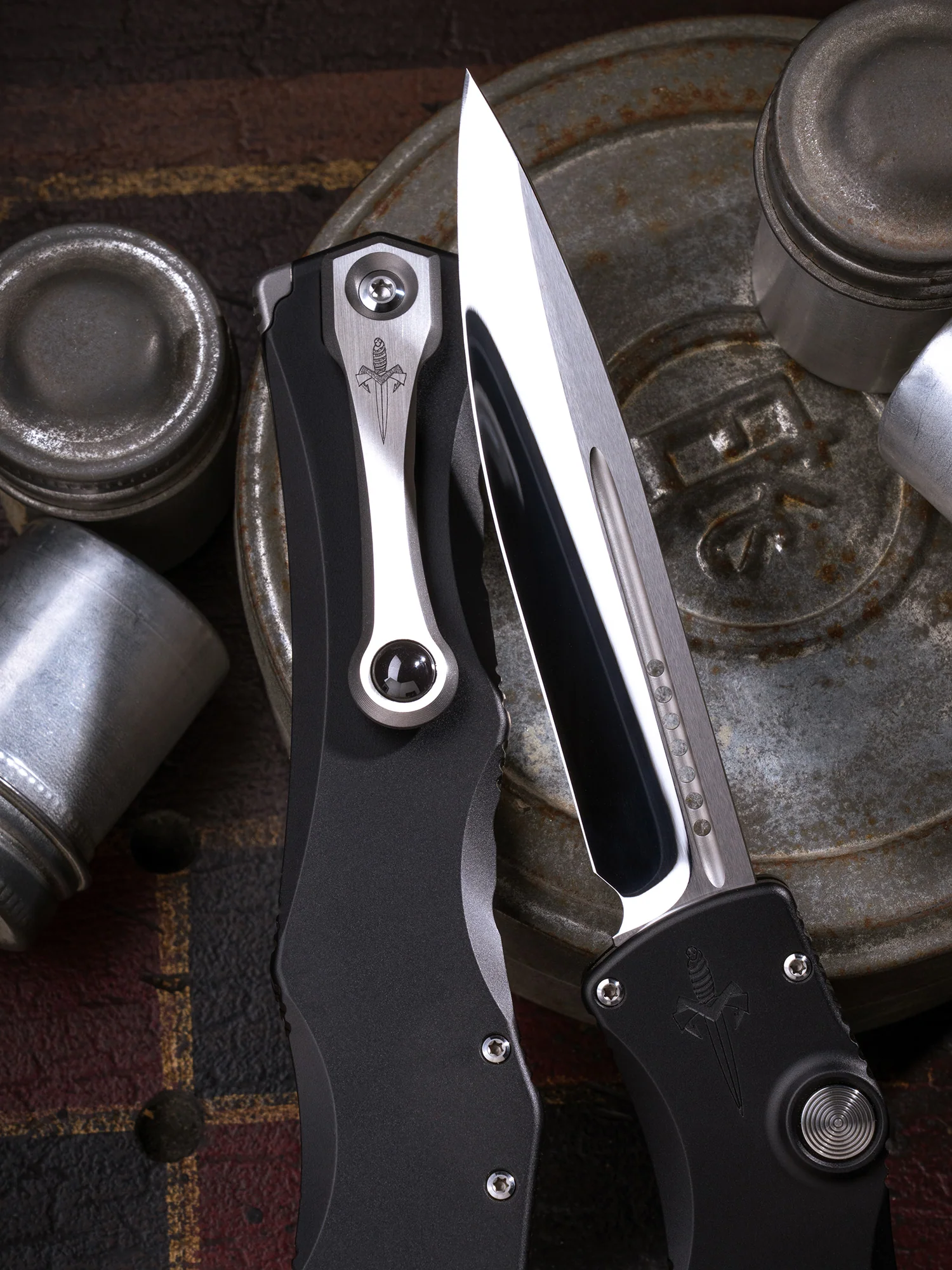 Halo IV – Clip Point Mirror Polish Black Hardcoat Anodized Alloy Hard Cut Stainless - Image 5