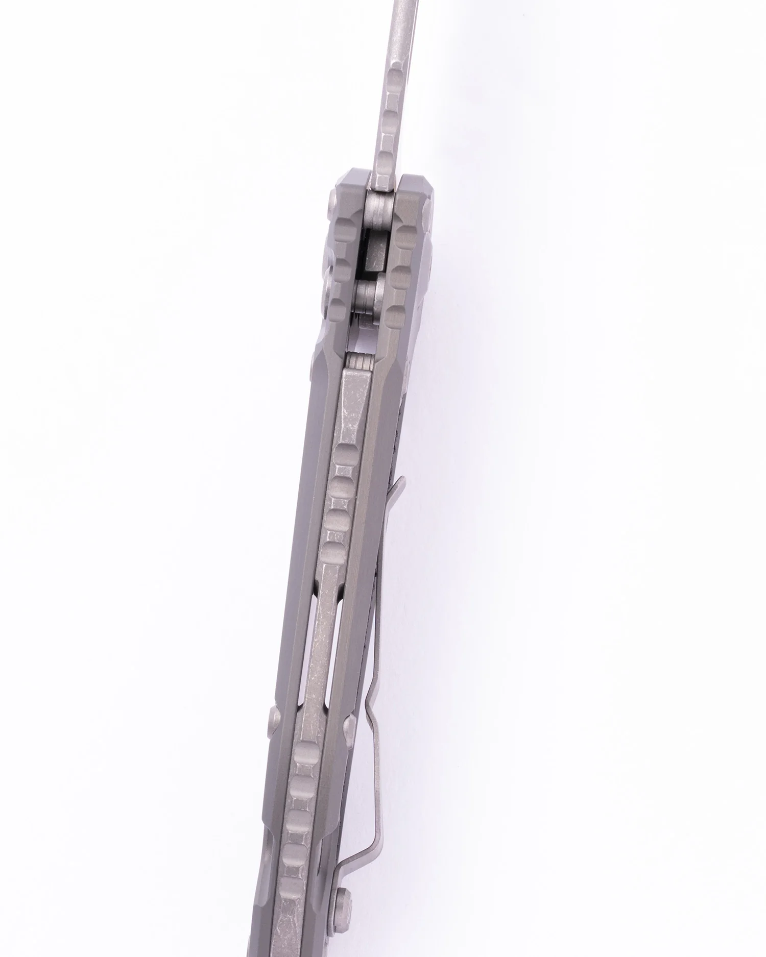 L.U.D.T.® T/E Gen III Natural Clear Apocalyptic® Partial Serrated (1136-11APNC) - Image 3