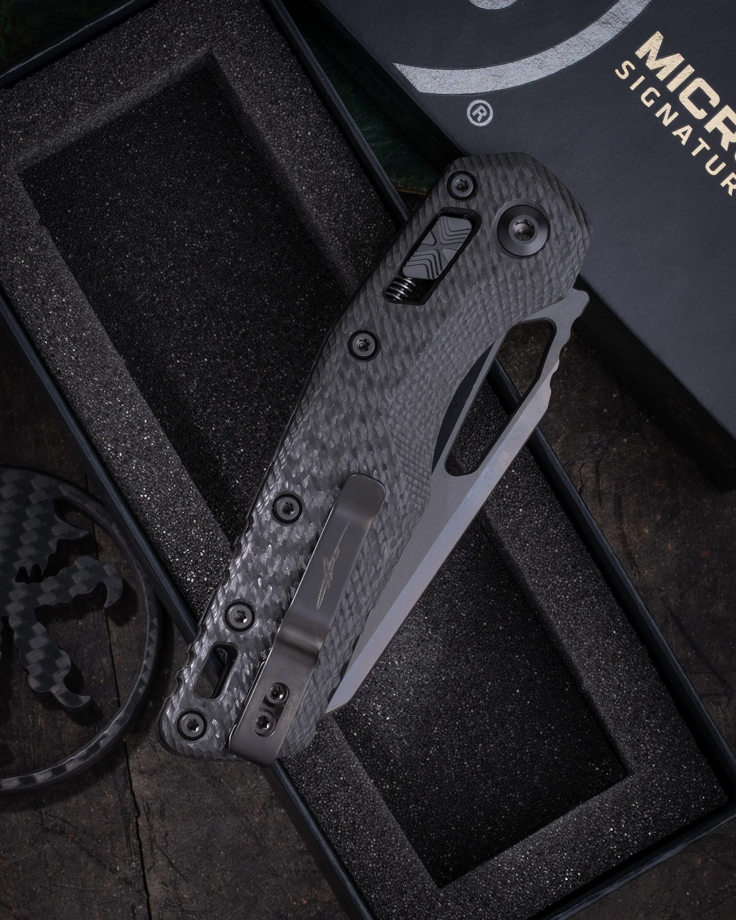 MSI™ RAM-LOK™ Standard DLC Fluted Carbon Fiber Scales (210-1DLCTFLCFS) - Image 2